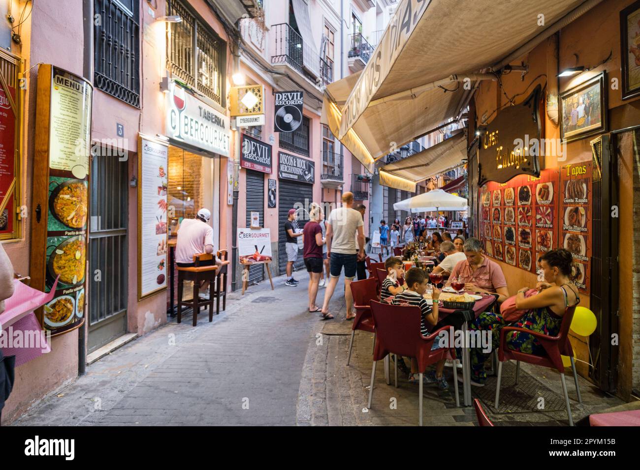 Restaurantes en el centro, Valencia, comunidad valenciana, Spagna, Europa Foto Stock