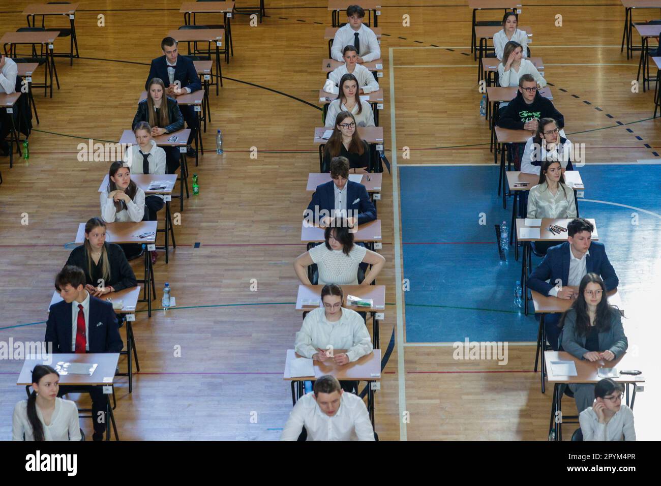 Wroclaw, Wroclaw, Polonia. 4th maggio, 2023. Alla Scuola secondaria 9th di WrocÅ‚aw, gli esami di matriculazione in polacco hanno iniziato l'esame di matriculazione n/z in WrocÅ‚aw (Credit Image: © Krzysztof Zatycki/ZUMA Press Wire) SOLO PER USO EDITORIALE! Non per USO commerciale! Foto Stock