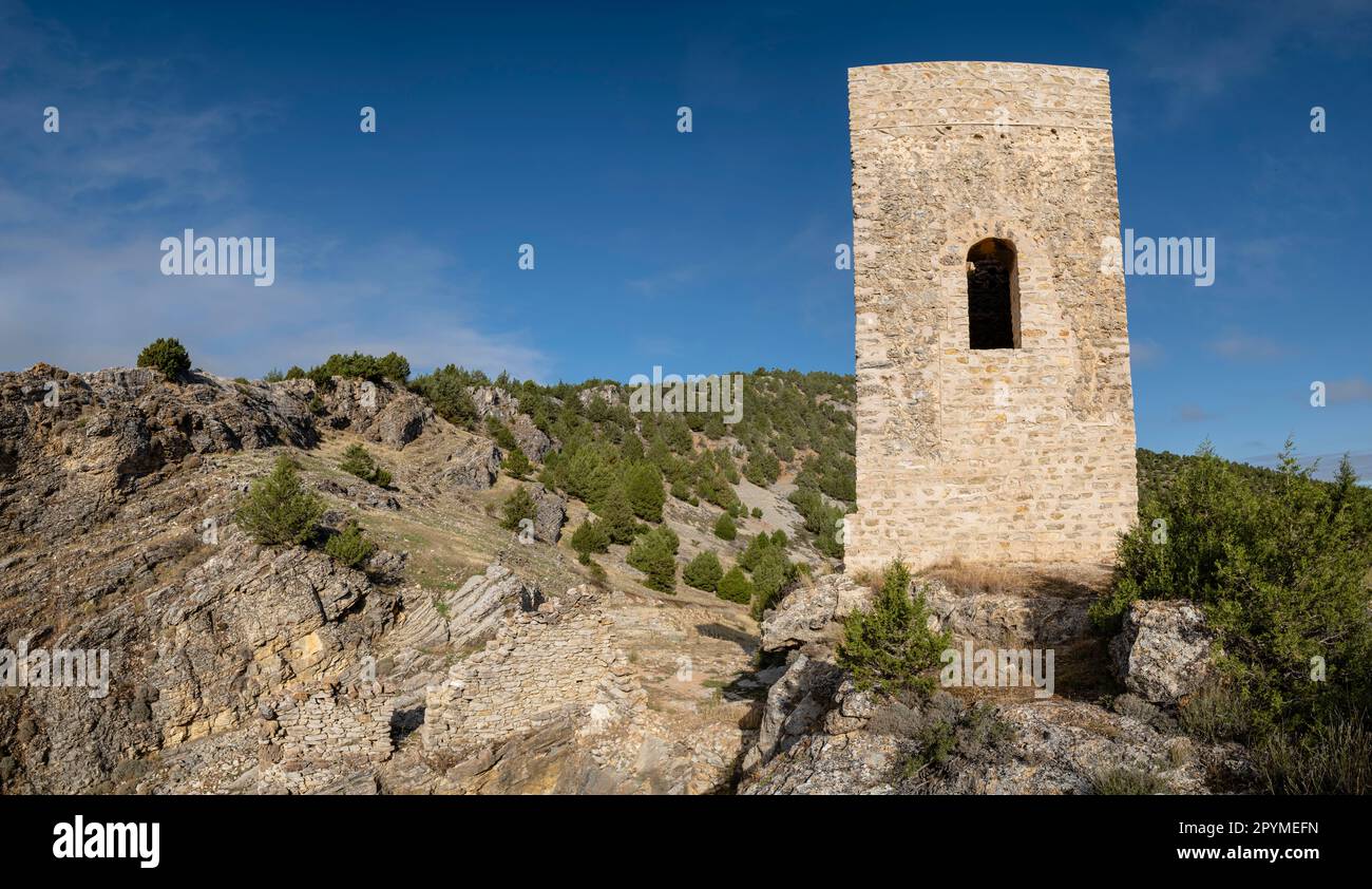 Torreón de origen islámico, Chaorna, Soria, comunidad autónoma de Castilla y León, Spagna, Europa Foto Stock