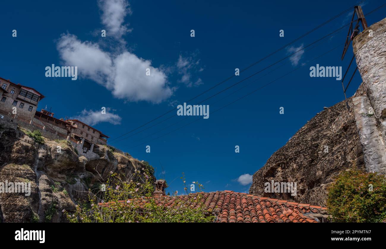 Funivia tra i monasteri di Meteora, uno dei più grandi e importanti complessi dei monasteri ortodossi orientali Foto Stock