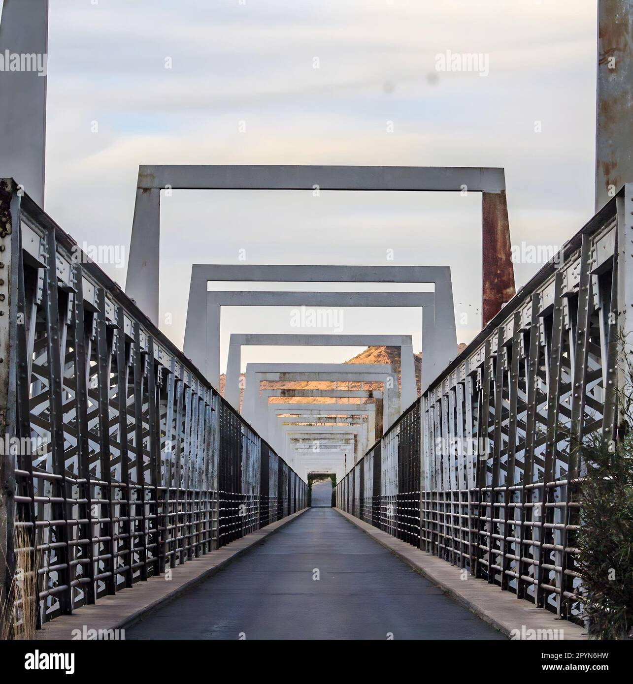 Il ponte Norvalspont attraverso il fiume Orange in Sud Africa. Foto Stock