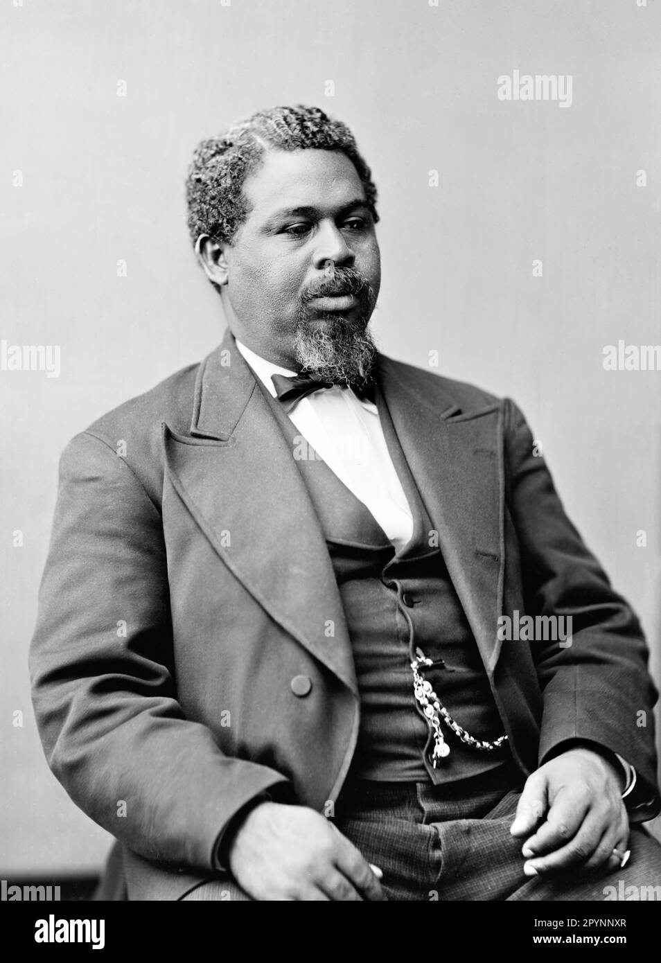 Robert Smalls. Ritratto di uomo politico e d'affari afro-americano nato in schiavitù, Robert Smalls (1839-1915). c. 1870-80 Foto Stock