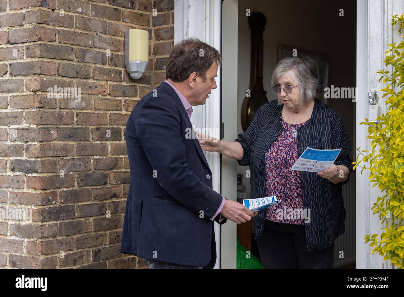 FOTO:JEFF GILBERT 27th Aprile 2023. Ringmer, Sussex, presidente britannico del Tory Party Greg si è impartito il sentiero della campagna Foto Stock