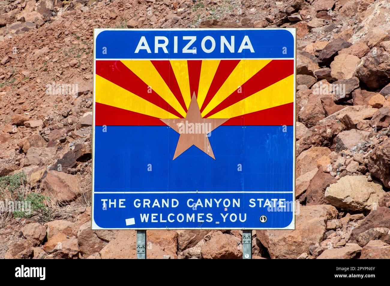 Cartello di benvenuto al confine con lo stato dell'Arizona. Foto Stock