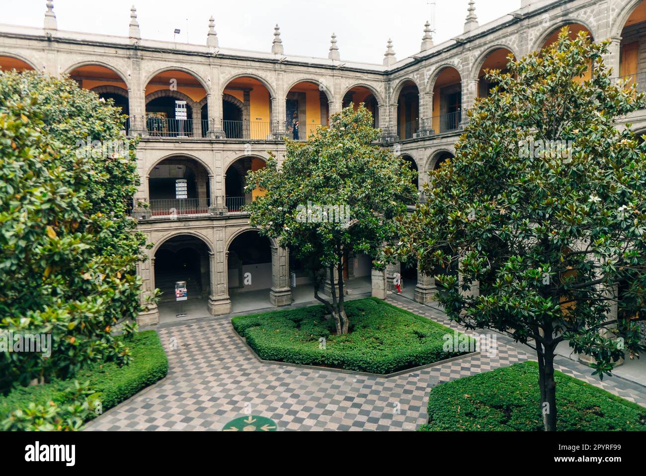 CDMX Città del Messico 2023 MAGGIO. Vecchio Custom ex Antigua Aduana, Antiguo colegio de San Ildefonso. Foto di alta qualità Foto Stock