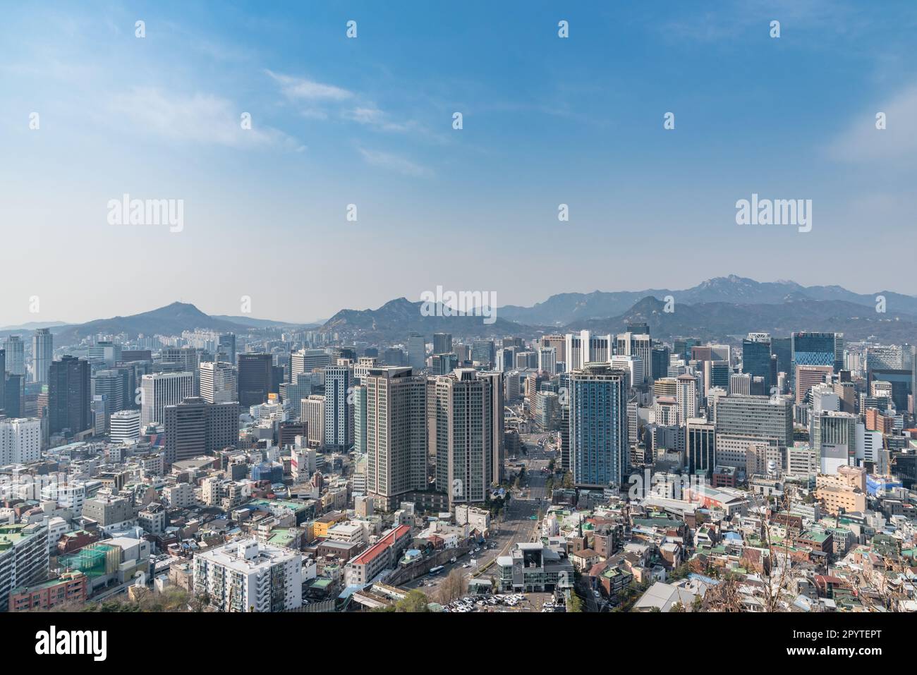 Vista aerea del paesaggio urbano del centro di Seoul Foto Stock
