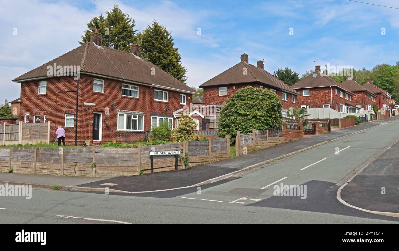 Case semi-indipendenti, Hillside Ave, Weston Point, Runcorn WA7 4BN - HHT casa immobiliare Foto Stock