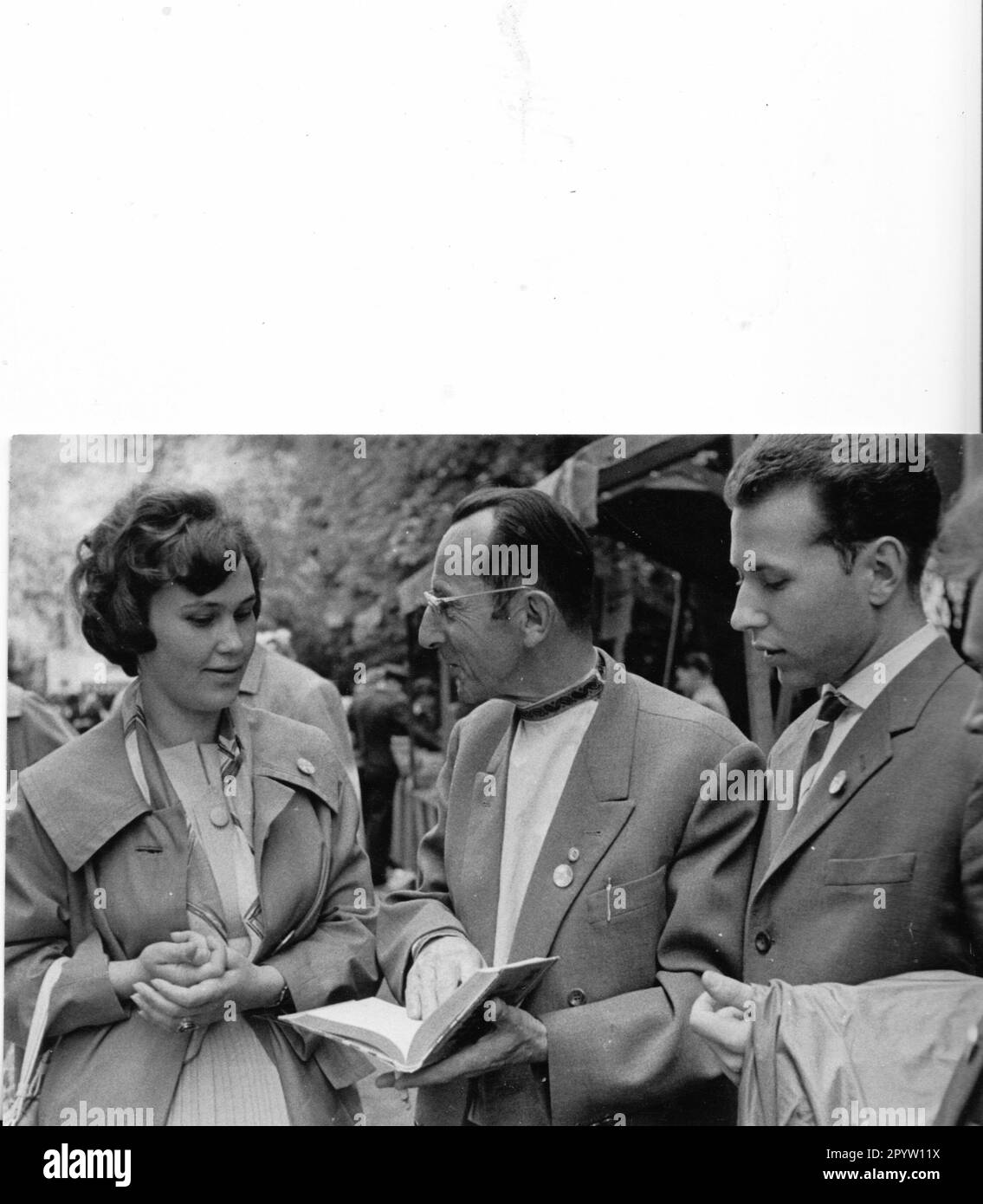 Potsdam VIII 8th Park Festival Sanssouci 1961 lo scrittore Bruno Apiz (noto dal libro Nackt unter Wölfen) Foto: MAZ/Leon Schmidtke [traduzione automatica] Foto Stock