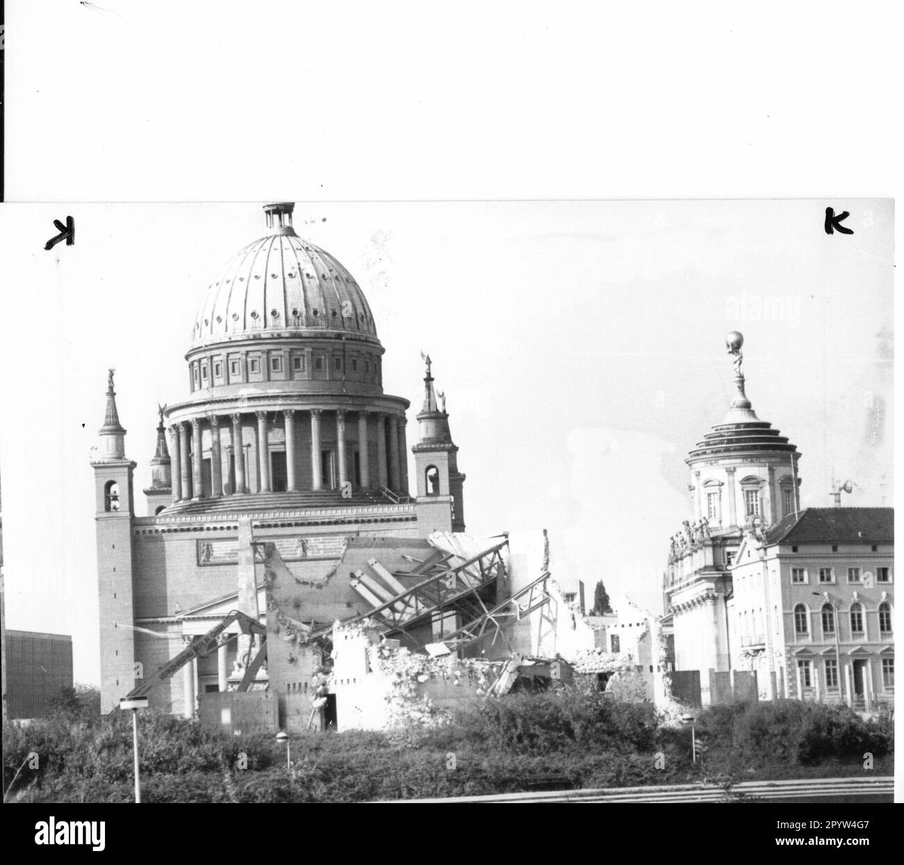 Potsdam Alter Markt Teatro CALDO Hans-otto-Teatro demolizione ottobre 1991 Foto: MAZ/Michael Hübner [traduzione automatica] Foto Stock