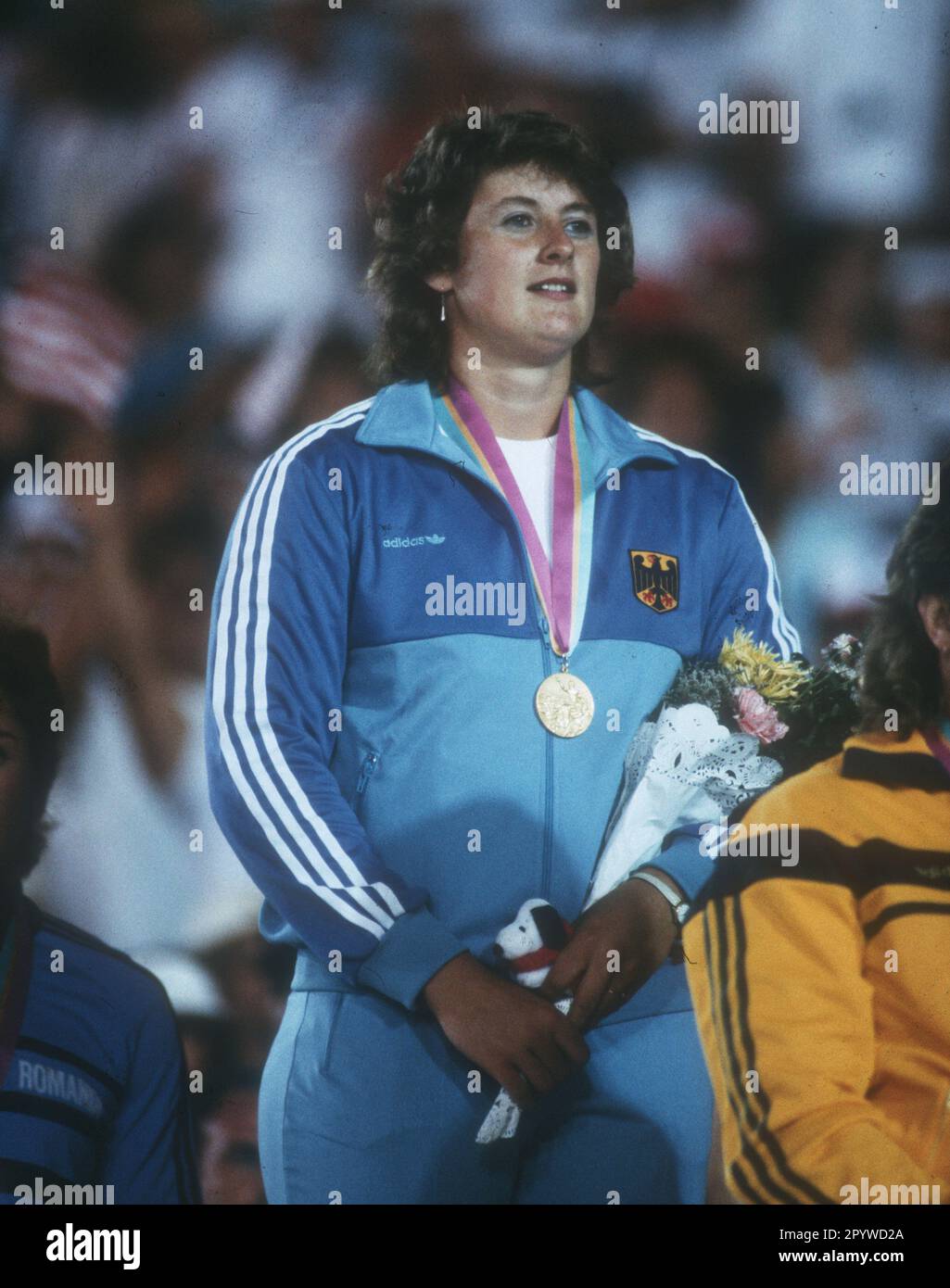 Giochi Olimpici 1984 a Los Angeles. Premiazione shot Put: Claudia Losch (FRG/Gold). 03.08.1984. [traduzione automatica] Foto Stock