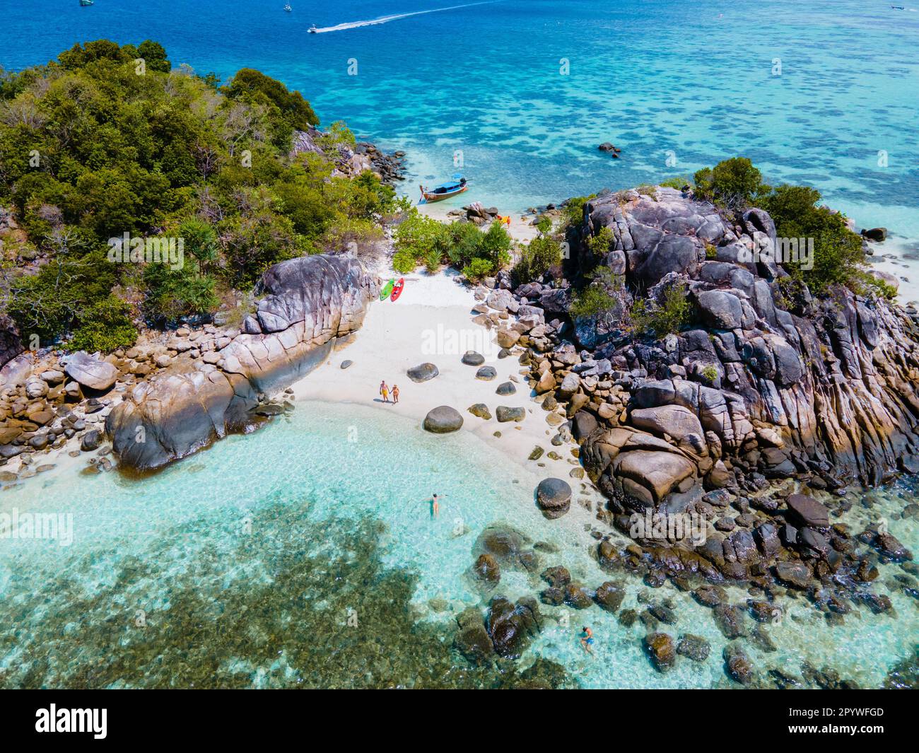 Isola di KLA Koh Lipe Thailandia è una piccola isola sulla costa di Ko Lipe con una barriera corallina grande luogo di snorkeling Foto Stock