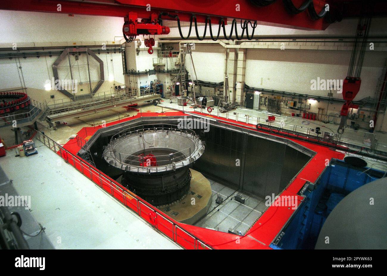 Germania / centrali nucleari / 28.10.1997 KKW Kruemmel, costruzione di reattori all'interno. Reattore // energia / energia atomica / nucleare gli operatori sono Eon e Vattenfall, in funzione dal 1983, 1400 MW di potenza, reattore ad acqua bollente [traduzione automatizzata] Foto Stock