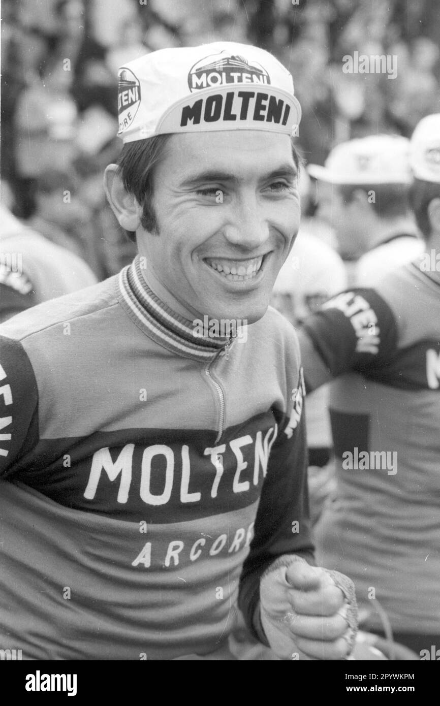 Gara ciclistica: Intorno alla Torre Henninger 1971. Eddy Merckx (Belgio) Ritratto 01.05.1971. [traduzione automatica] Foto Stock