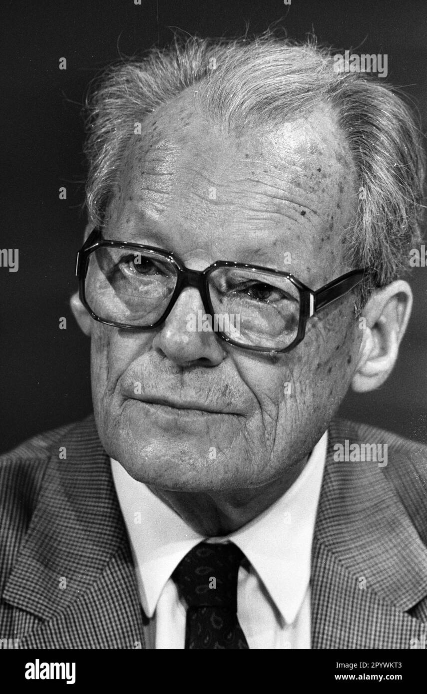 Germania, Berlino 26.09.1990. Archivio No.: 21-14-30 SPD Party Congress Foto: Willy Brandt [traduzione automatica] Foto Stock