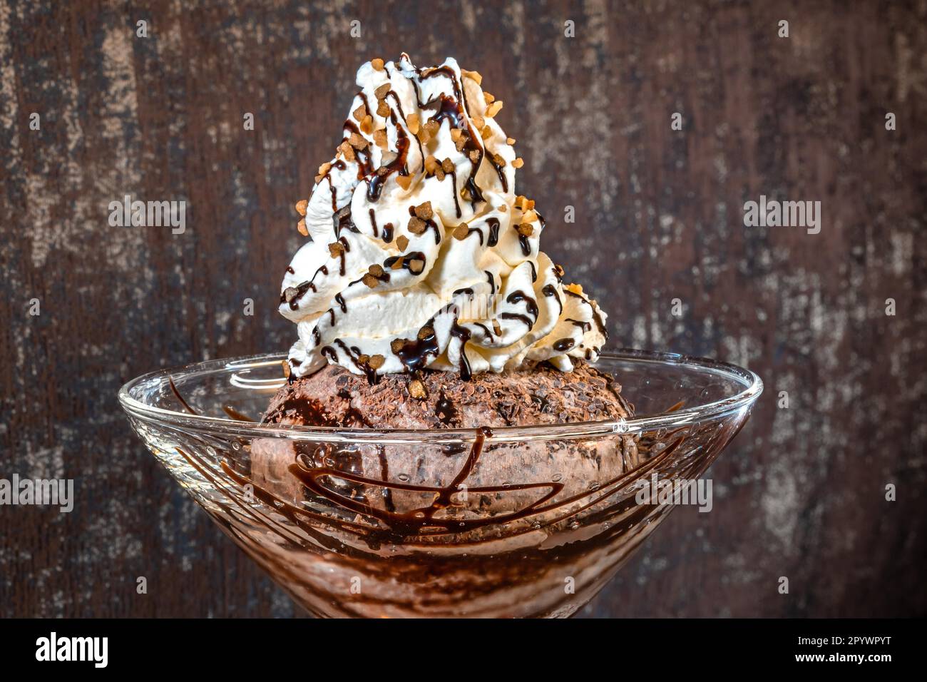 piatto-di-gelato-immagini-e-fotografie-stock-ad-alta-risoluzione-alamy