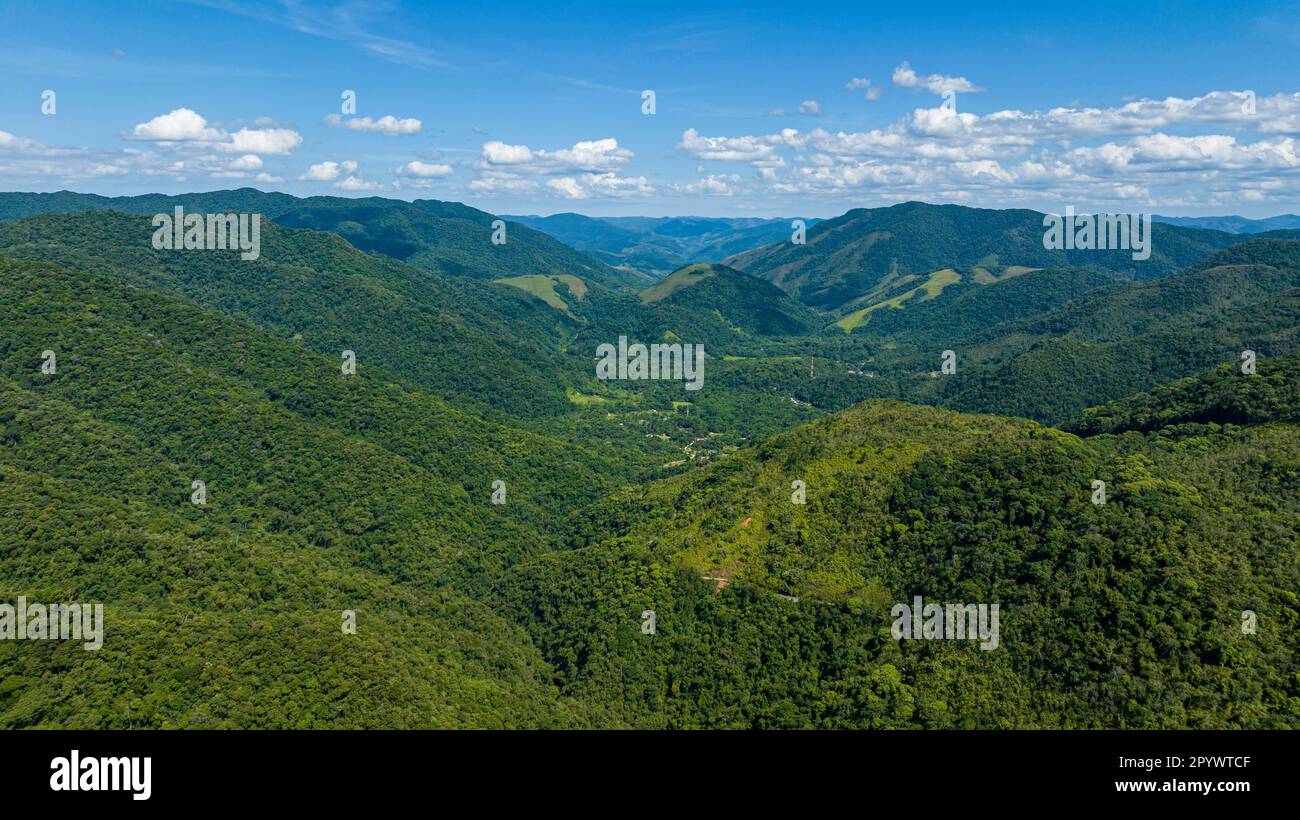 Antenna del sito UNESCO Foresta Atlantica riserve Sud-Est, Alto Ribeira Touristic state Park, Stato di Sao Paulo, Brasile Foto Stock