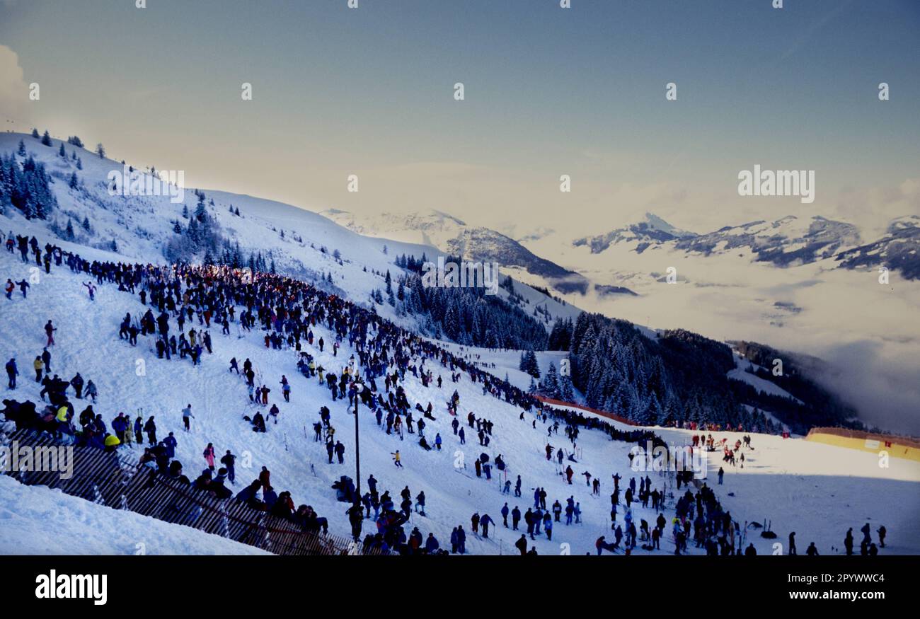 Coppa del mondo di sci alpino 1993/1994 Kitzbuehel Downhill 15.01.1994 Panoramica della Streif FOTO: WEREK Press Picture Agency xxNOxMODELxRELEASExx [traduzione automatica]- AUSTRIA OUT Foto Stock
