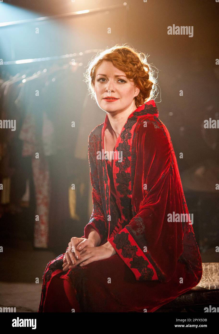 Laura Pitt-Pulford (Mabel) in MACK & MABEL alla Southwark Playhouse, Londra SE1 11/07/2012 libro: Michael Stewart musica e testi: Jerry Herman design: Jason Denvir illuminazione: Howard Hudson coreografia: Lee orgoglioso regista: Thom Southerland Foto Stock