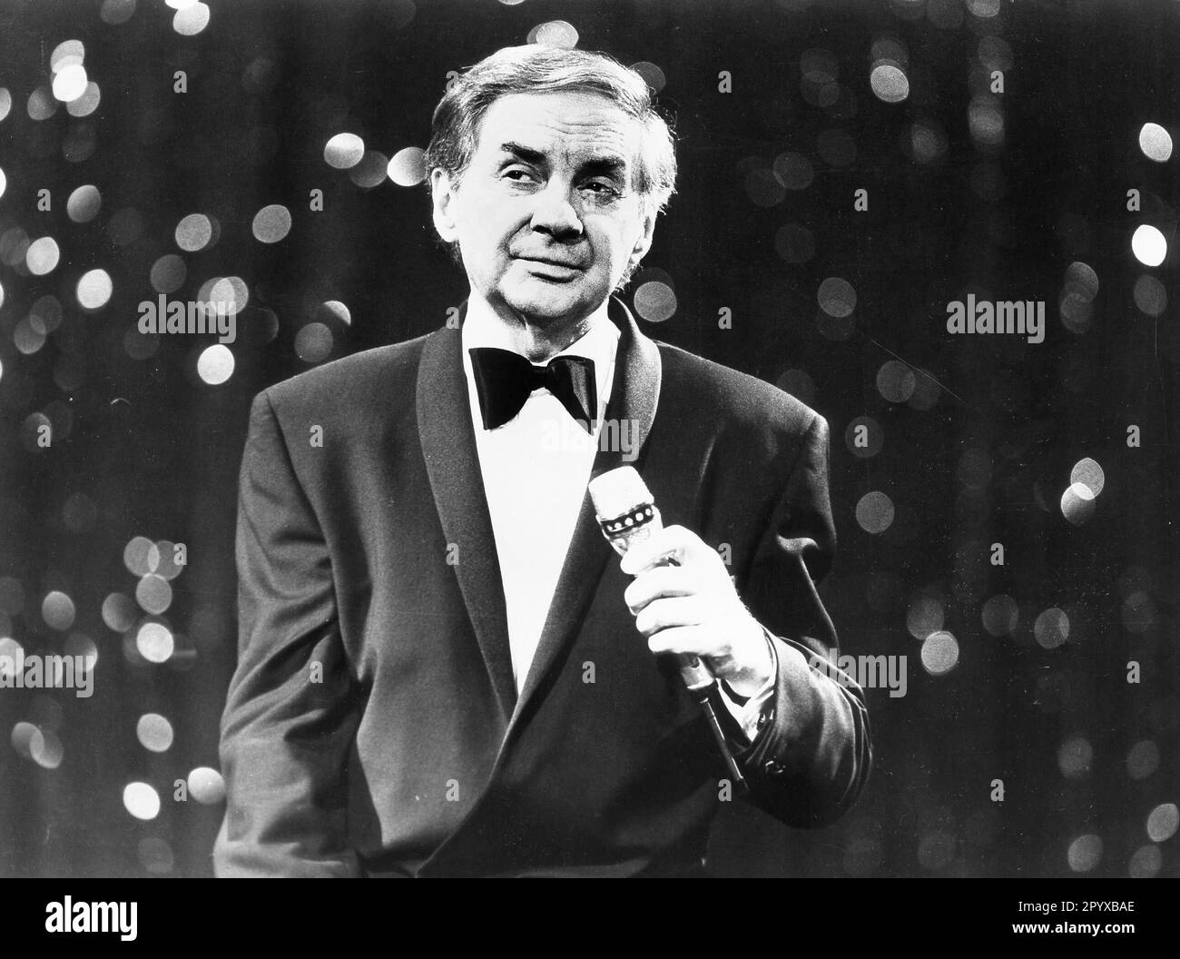 Attore e intrattenitore Harald Juhnke durante il programma '100 anni di film: That's Entertainment'. [traduzione automatica] Foto Stock