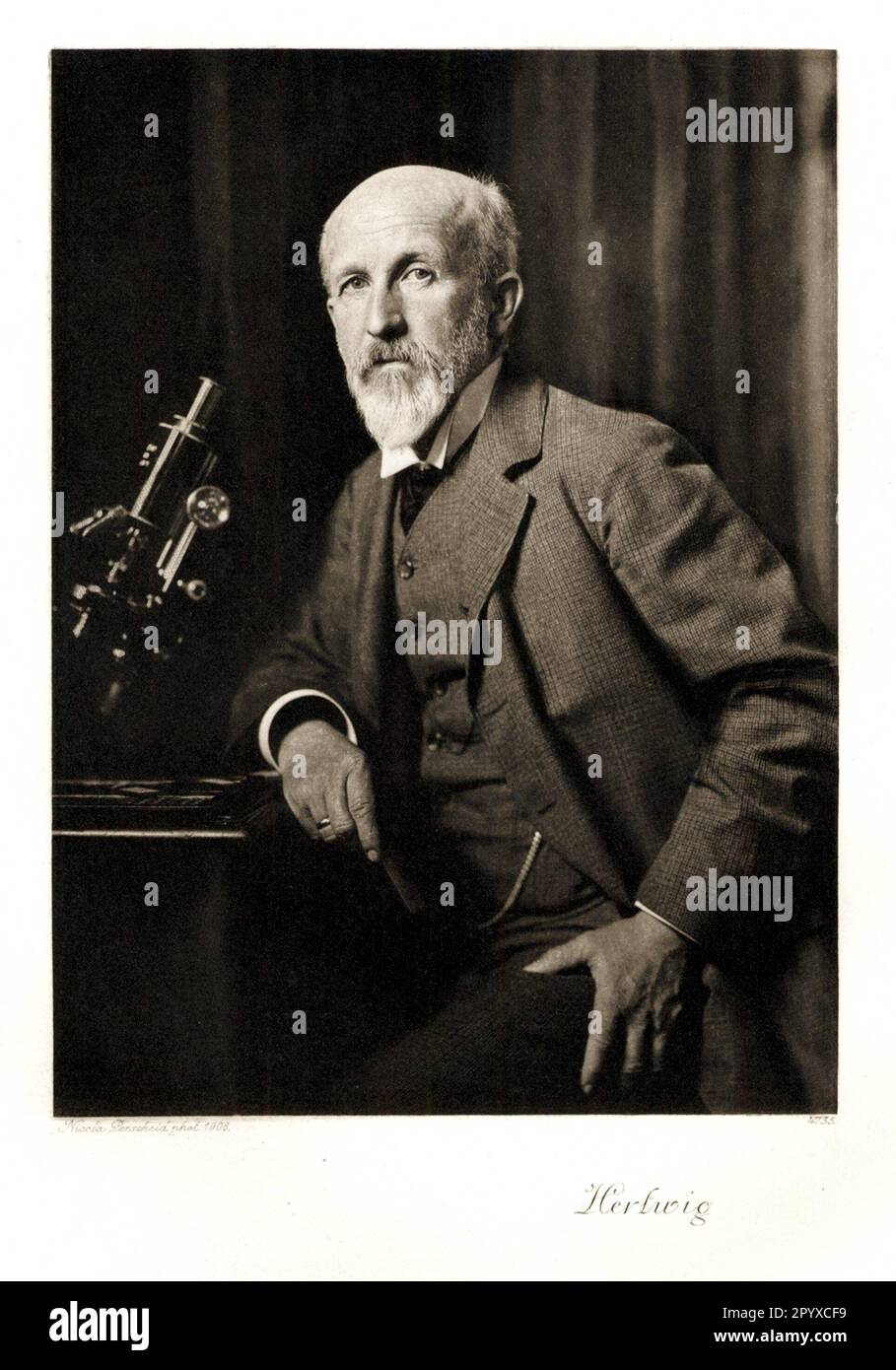 Oscar Wilhelm August Hertwig (1849-1922), anatomista e biologo tedesco. Fotografia di Nicola Perscheid. Foto: Heliogravure, Corpus Imaginum, Hanfstaengl Collection. [traduzione automatica] Foto Stock