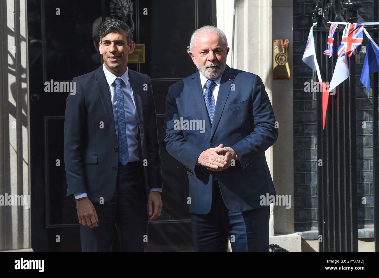 Londra, Regno Unito. 5th maggio, 2023. Luiz Inacio Lula da Silver Presidente del Brasile a Downing Street per incontrare il primo Ministro Rishi Sunak alla vigilia dell'incoronazione di Re Carlo III Credit: MARTIN DALTON/Alamy Live News Foto Stock