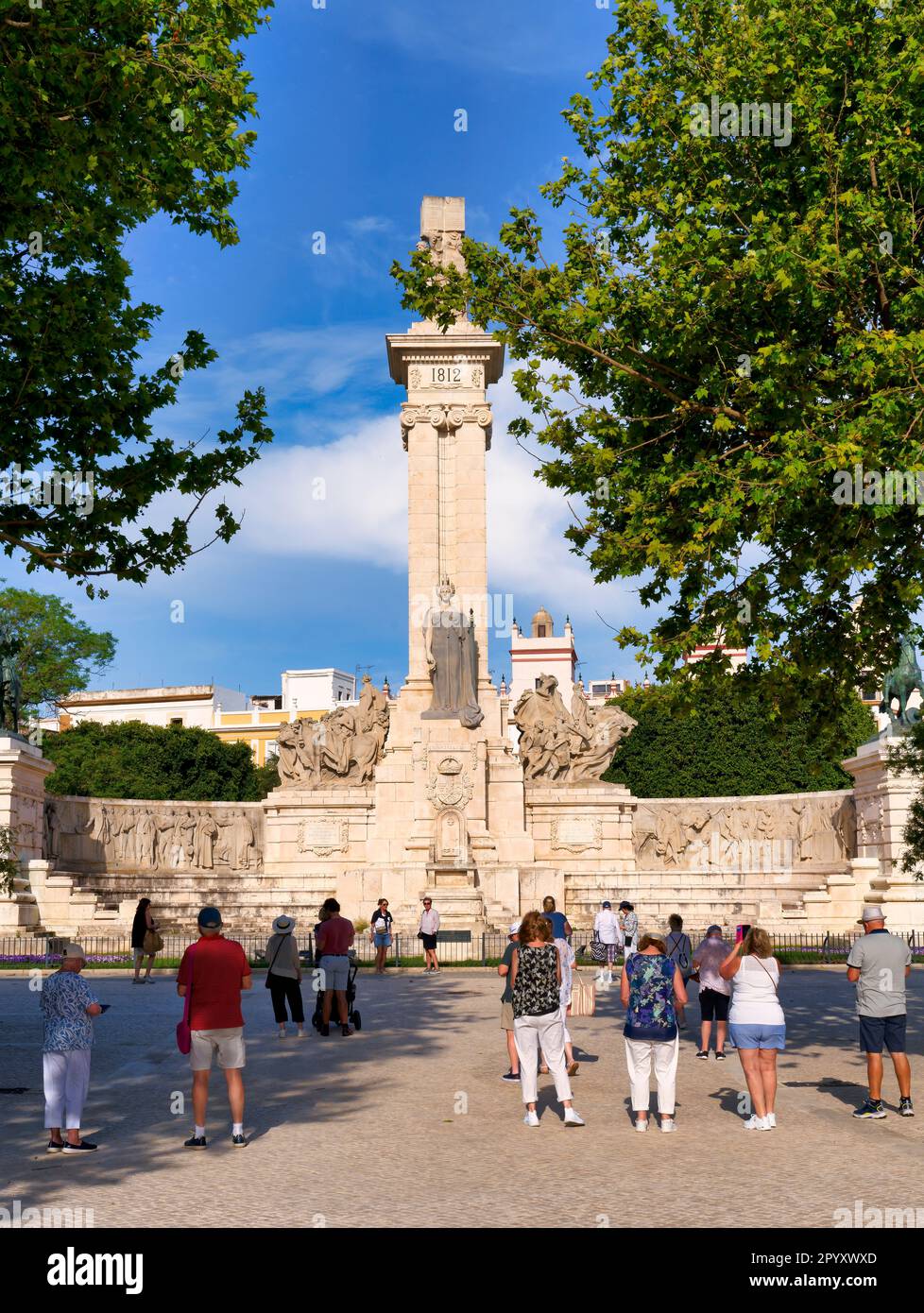 Il Monumento alla Costituzione del 1812 è un monumento a Cádiz, Spagna, che commemora il centenario della firma della Costituzione del 1812 Foto Stock