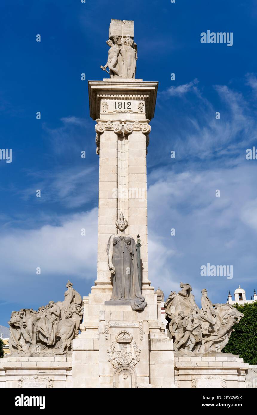 Il Monumento alla Costituzione del 1812 è un monumento a Cádiz, Spagna, che commemora il centenario della firma della Costituzione del 1812 Foto Stock