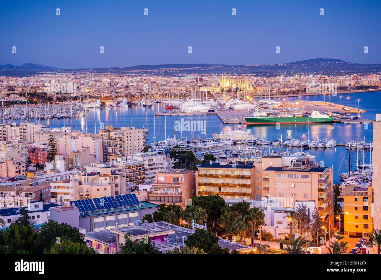 Catedral de Mallorca , puerto de palma, siglo. XIII a siglo.XX .Palma. Maiorca. Isole Balneari. España. Foto Stock