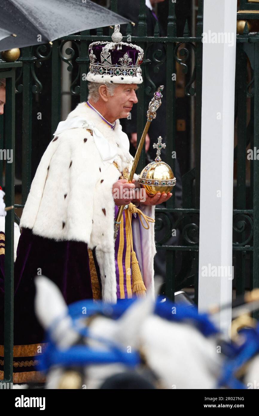 Londra, Regno Unito. 06th maggio, 2023. Re Carlo III lascia Westminster dopo la cerimonia di incoronazione nel centro di Londra, Regno Unito, il 6 maggio 2023. Foto di Raphael Lafargue/ABACAPRESS.COM Credit: Abaca Press/Alamy Live News Foto Stock Londra, Regno Unito. 06th maggio, 2023. Re Carlo III lascia Westminster dopo la cerimonia di incoronazione nel centro di Londra, Regno Unito, il 6 maggio 2023. Foto di Raphael Lafargue/ABACAPRESS.COM Credit: Abaca Press/Alamy Live News Foto Stock