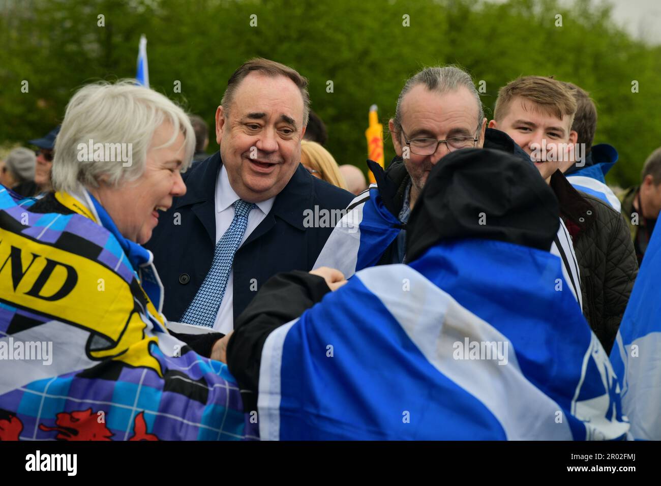 Glasgow Scozia, Regno Unito 06 maggio 2023. I sostenitori dell'indipendenza scozzese marciano attraverso la città. Nella foto l'ex primo ministro della Scozia Alex Salmond. sst/alamy notizie dal vivo Foto Stock