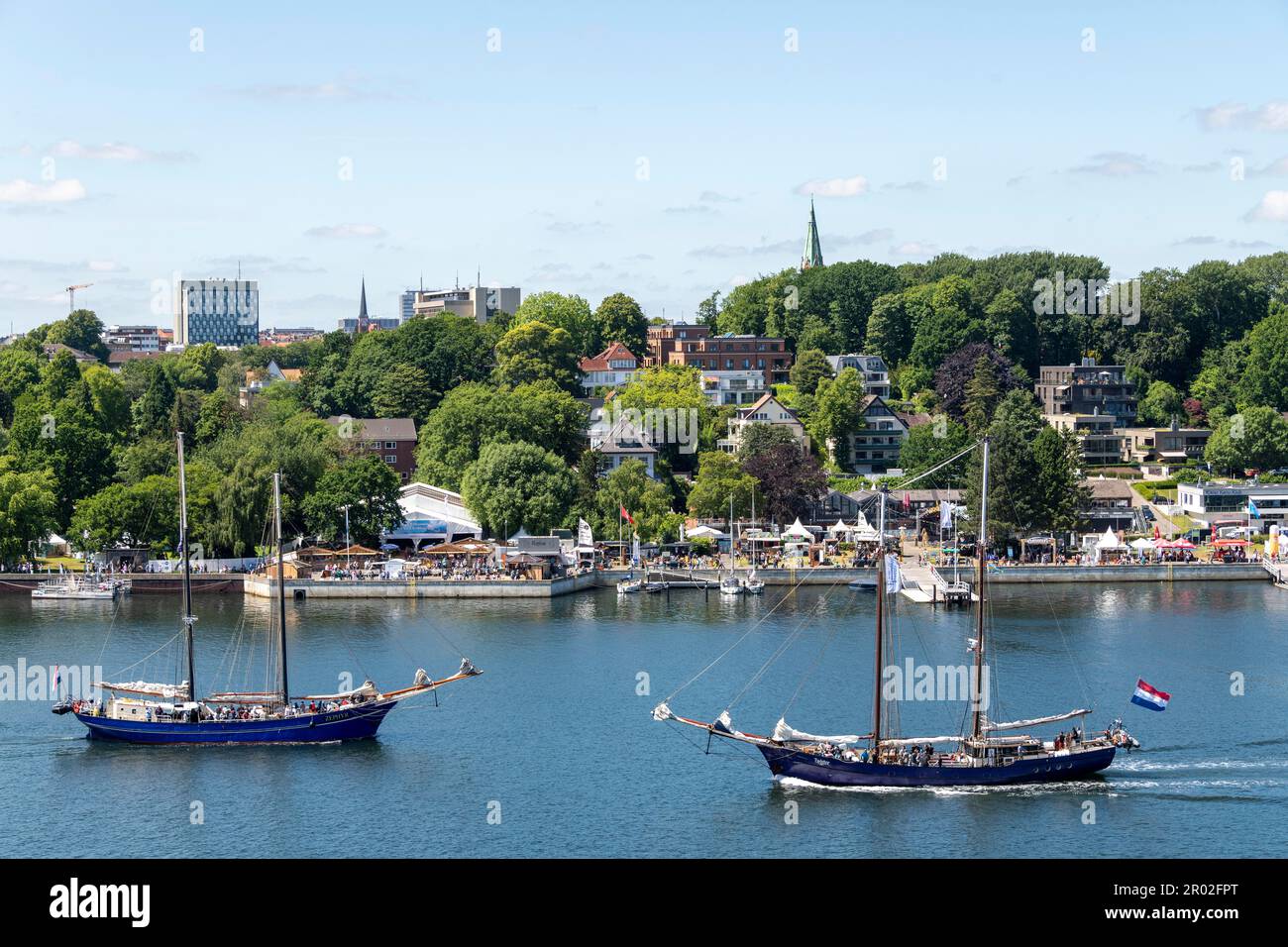 Fiordo interno, fiordo, Kiel settimana 2022, sole, cielo blu, Porto di Kiel, fiordo di Kiel, Schleswig-Holstein, Germania Foto Stock