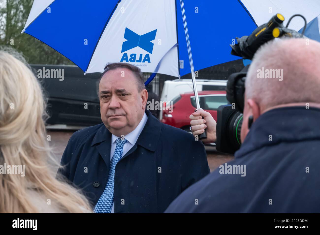 Glasgow, Scozia, Regno Unito. 6th maggio, 2023. L'ex primo ministro Alex Salmond si unisce ai sostenitori dell'indipendenza scozzese per marciare da Kelvingrove Park attraverso il centro della città a un rally a Glasgow Green. L'evento è stato organizzato dal gruppo All Under One Banner. Credit: SKULLY/Alamy Live News Foto Stock