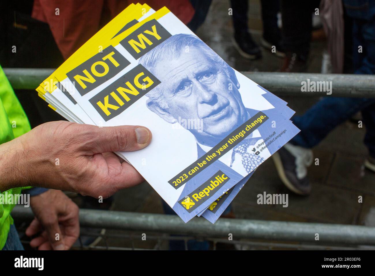 Londra, Regno Unito. 6 maggio, 2023. I manifestanti dell'anti-monarchia organizzati dalla Repubblica organizzano un rally 'non il mio re' il giorno dell'incoronazione di re Carlo III Credit: horst friedrichs/Alamy Live News Foto Stock