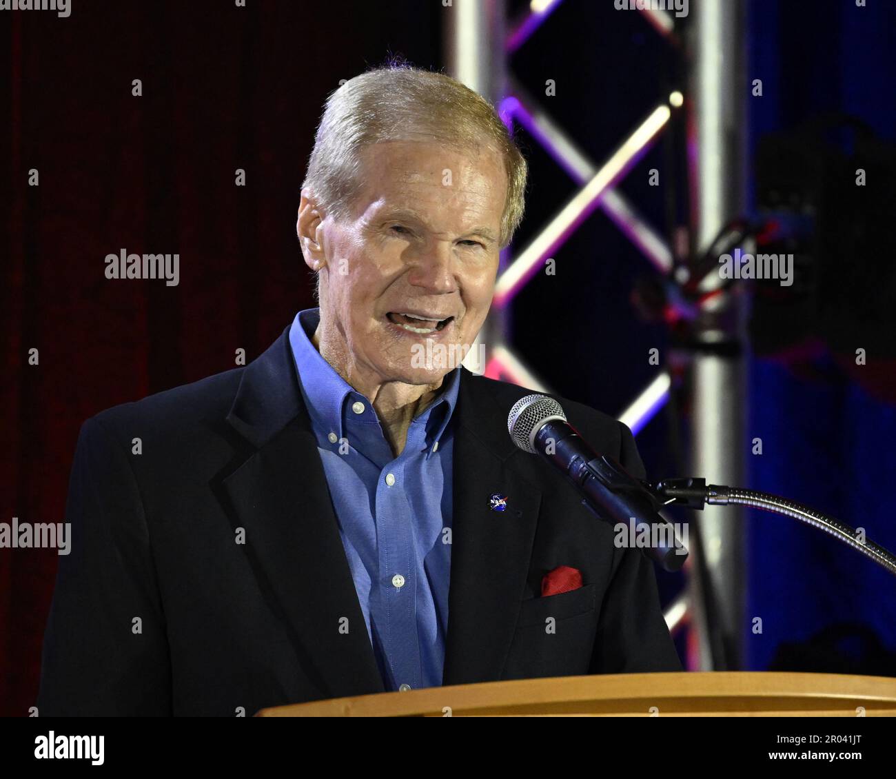A una cerimonia presso il Kennedy Space Center Visitor Complex, l'amministratore della NASA Bill Nelson si rivolge ai partecipanti al Kennedy Space Center, Florida, sabato 6 maggio 2023. Foto di Joe Marino/UPI Credit: UPI/Alamy Live News Foto Stock