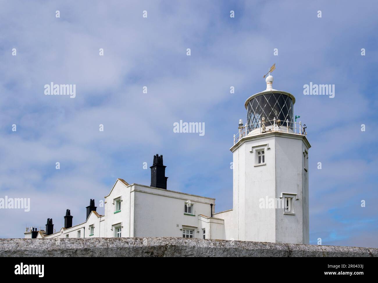 Vista del faro di Lizard in Cornovaglia, Inghilterra, Regno Unito Foto Stock