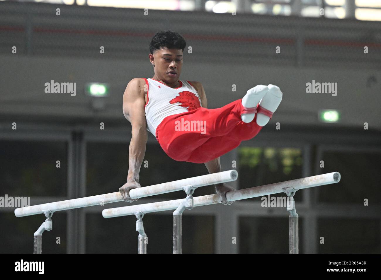 Ancona, Italia. 06th maggio, 2023. Lai Giannini (Giovanile Ancona) Bar paralleli durante la Ginnastica artistica - Serie A, Ginnastica ad Ancona, Maggio 06 2023 Credit: Independent Photo Agency/Alamy Live News Foto Stock