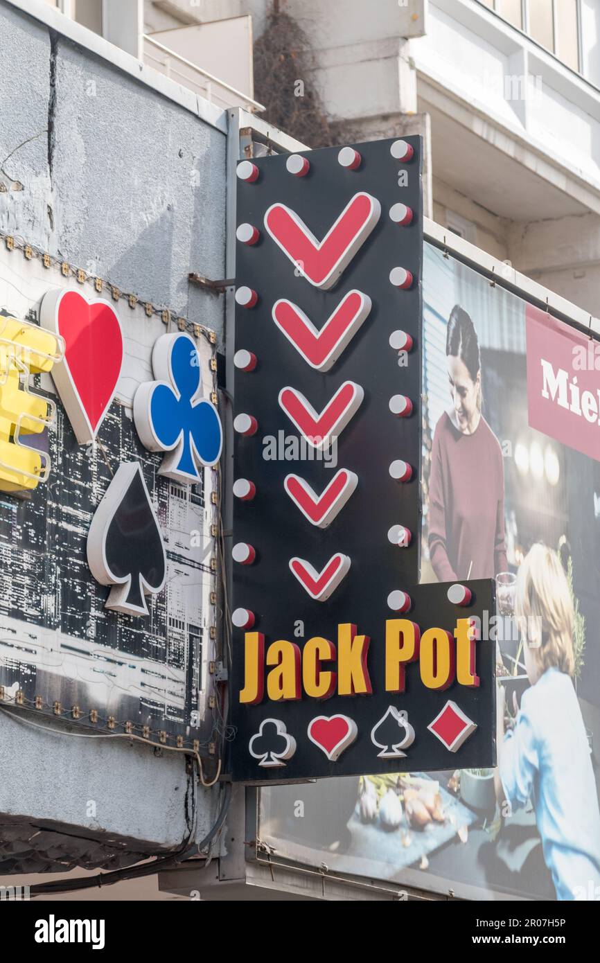 Chisinau, Moldova - 8 marzo 2023: Informazioni su Jack Pot. Foto Stock