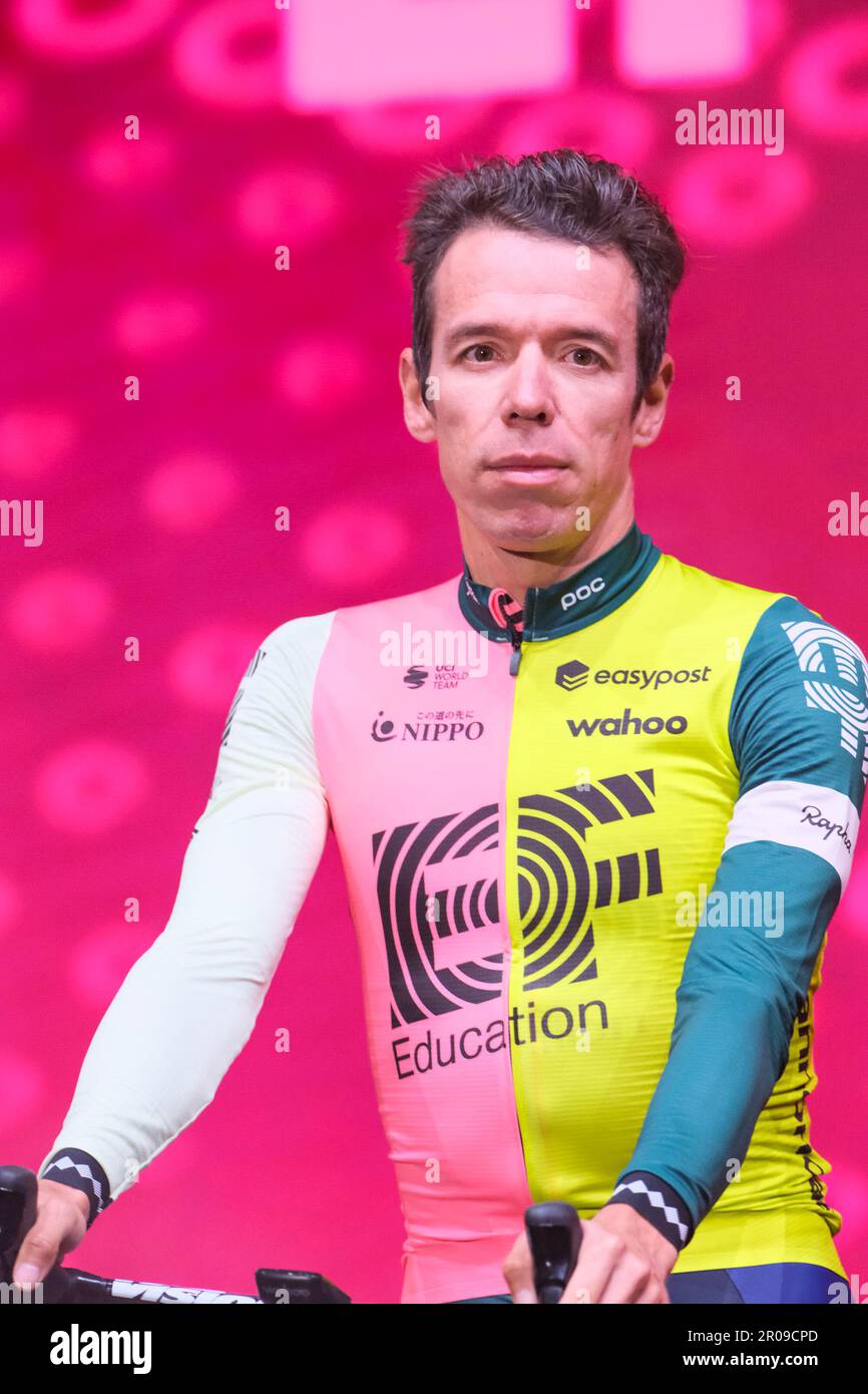 Rigoberto Uran della Colombia - EF Educazione Easypost visto durante il giro d'Italia 106th 2023. La cerimonia di apertura della presentazione del team per il giro d'Italia 2023 106th, a Pescara Foto Stock