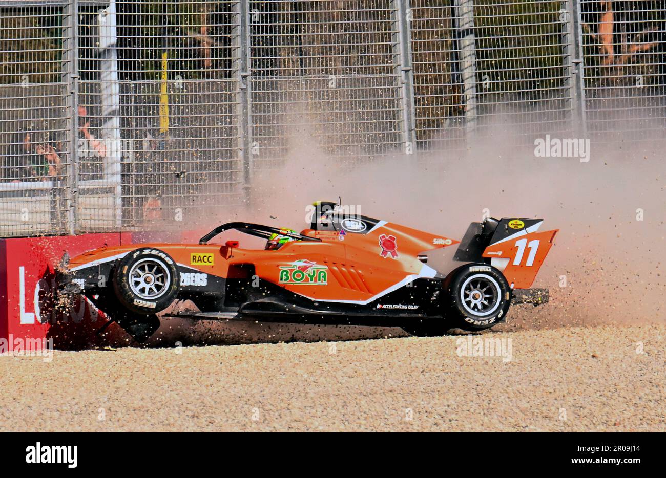 Il pilota spagnolo Mari Boya si è schiantato dalla FIA di Formula 3 in gara in Australia in modo spettacolare con: Mari Boya dove: Melbourne, Australia quando: 02 Apr 2023 Credit: WENN Foto Stock