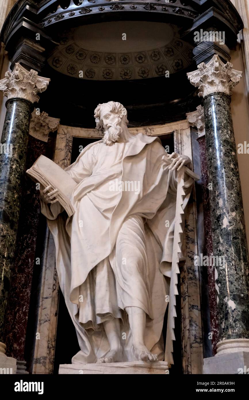 Statua di San Simone di Moratti nella chiesa di San Giovanni in Laterano a Roma Foto Stock