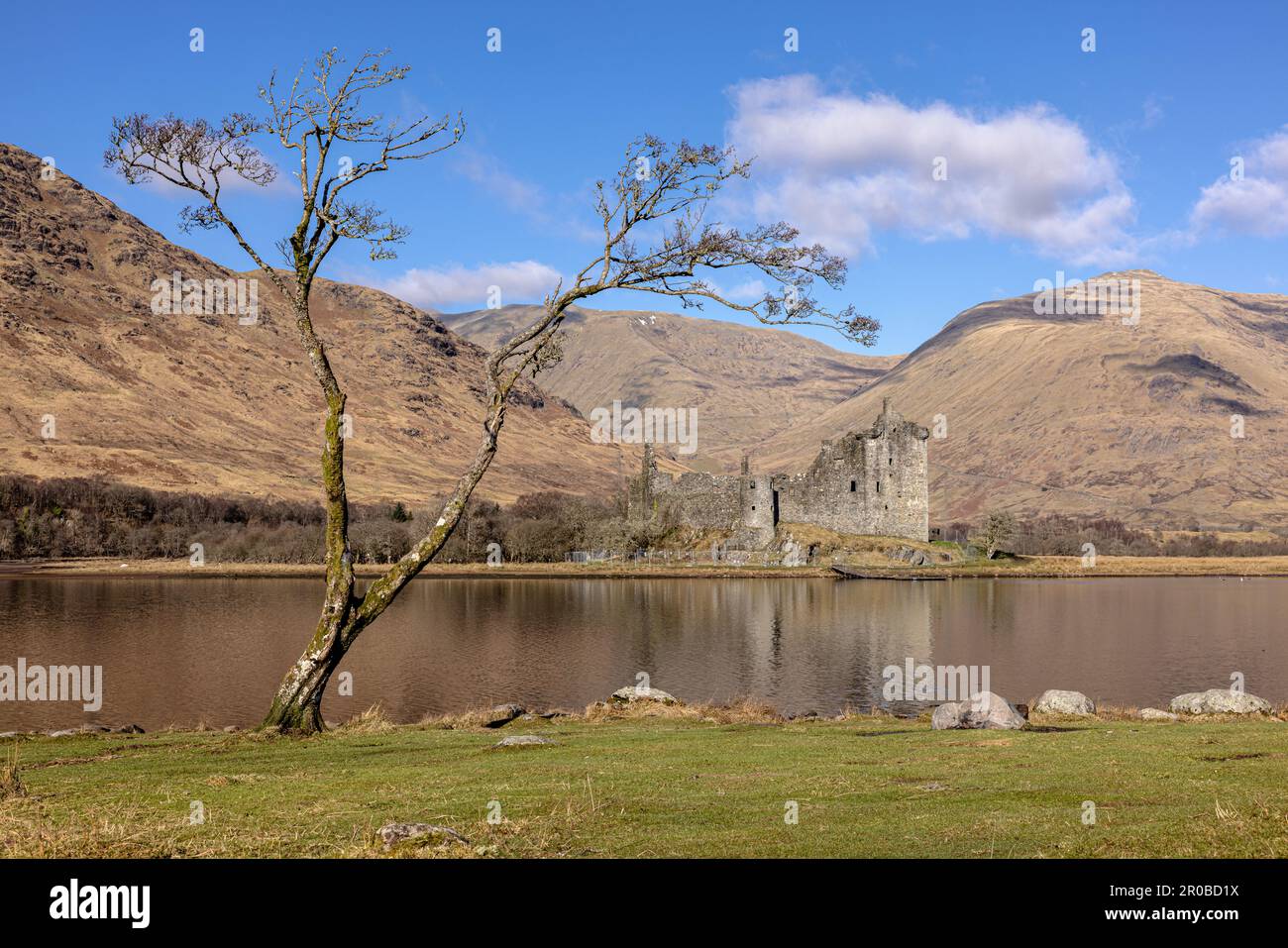 Immagine acquisita durante una sessione di Workshop privato gestita dal laboratorio fotografico di Edimburgo al castello di Kilchurn, A819, Lochawe, Argyll e Bute, Scozia, PA33 Foto Stock