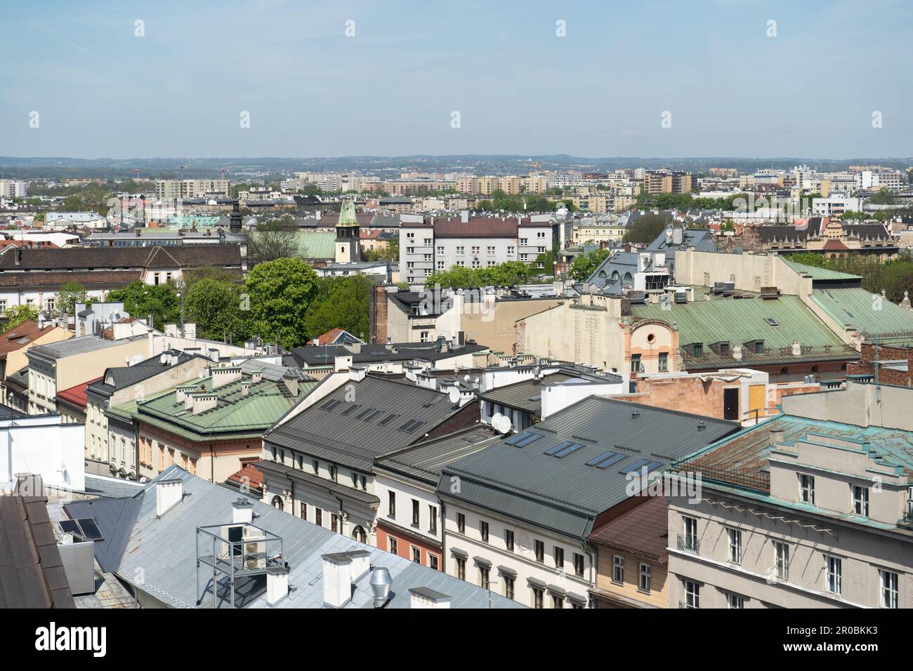 Architettura urbana di Cracovia. Veduta aerea delle case di affitto nel quartiere del centro storico di Cracovia a Kraków, Polonia. Foto Stock