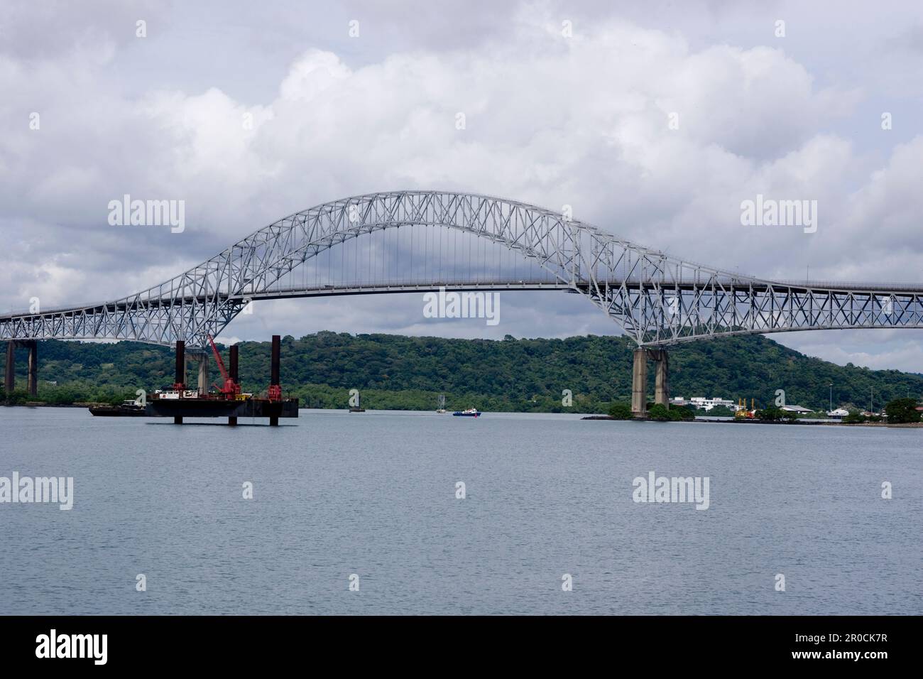 Puente de las Americas, Ponte delle Americhe, Ponte dei traghetti di Thatcher, Repubblica di Panama. Il ponte è un ponte stradale a Panama, che si estende sul Paci Foto Stock