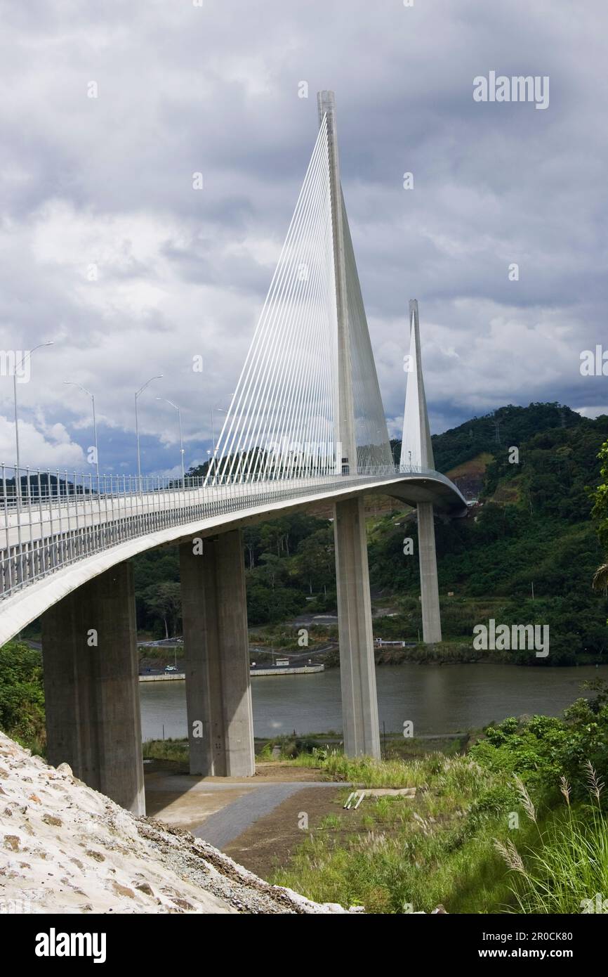 Ponte sul canale di Panama sul lato Atlantico a Colon, Panama Foto Stock