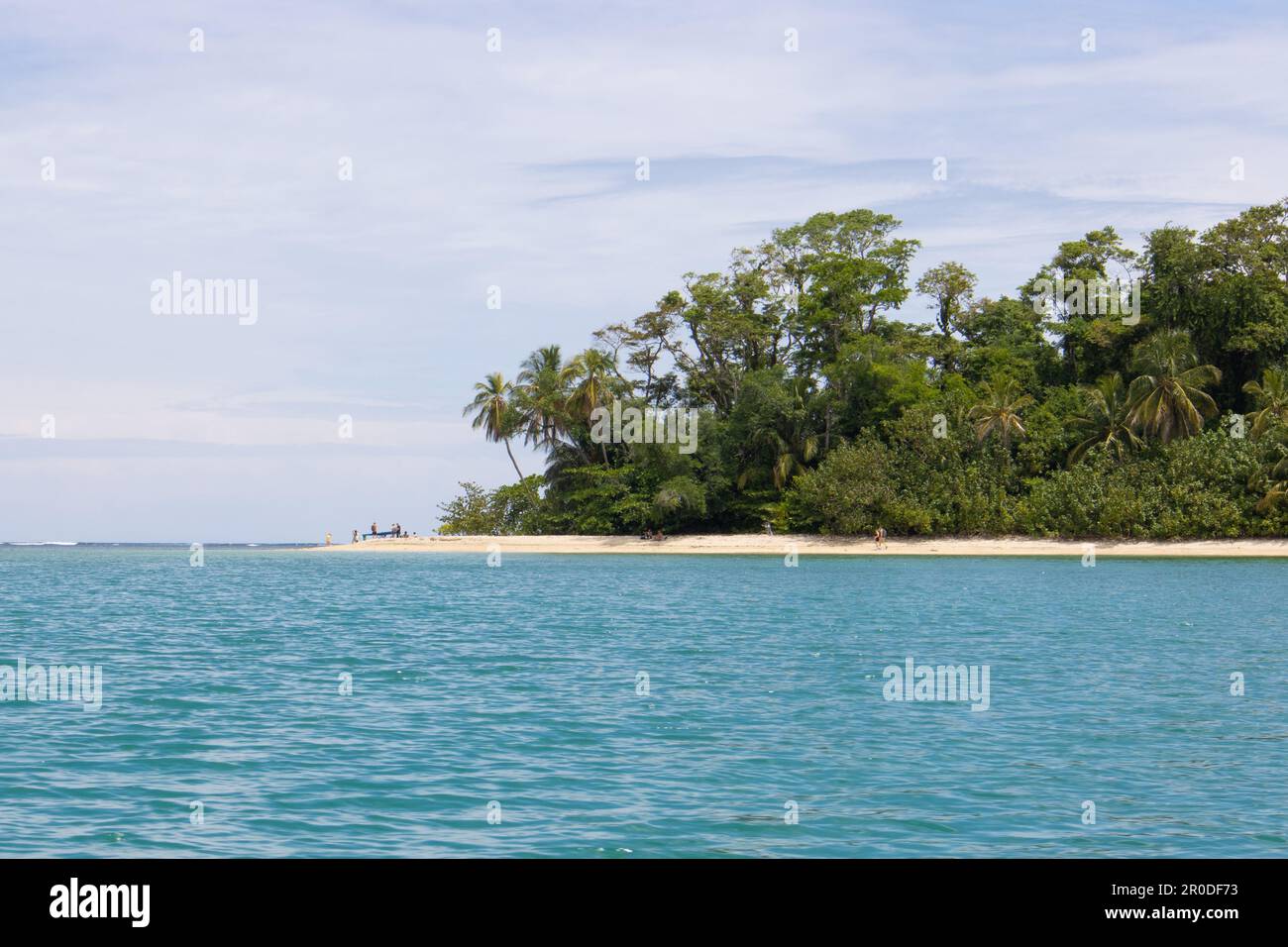 Spiaggia del Parco Nazionale di Cahuita e barriera corallina Foto Stock