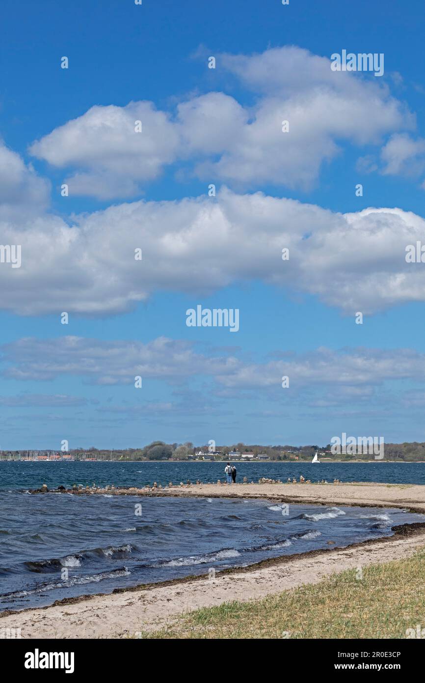Barca a vela, il punto più settentrionale della terraferma tedesca in vista della Danimarca, del Mar Baltico, della Penisola Holnis, dello Schleswig-Holstein, della Germania Foto Stock