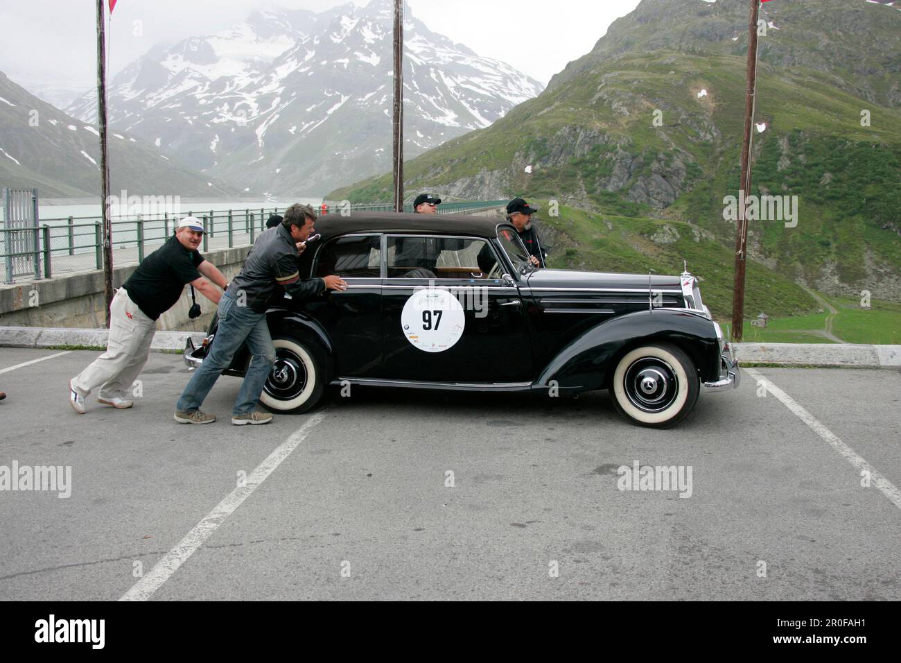 Silvretta Classic Rallye Montafon, 08.07.2004, Silvretta Alpine Road, Bieler Hoehe, Mercedes-Benz 220 Cabrio B, 2,2l Reihensechszylinder, 80 PS, BJ 19 Foto Stock