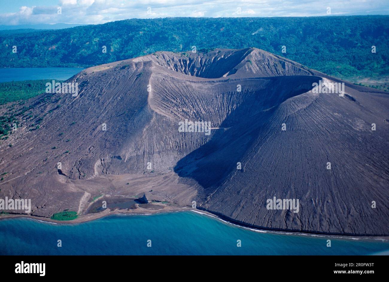 Vulcano vicino a Rabaul, Papua Nuova Guinea, Neu-Britannien, Rabaul Foto Stock