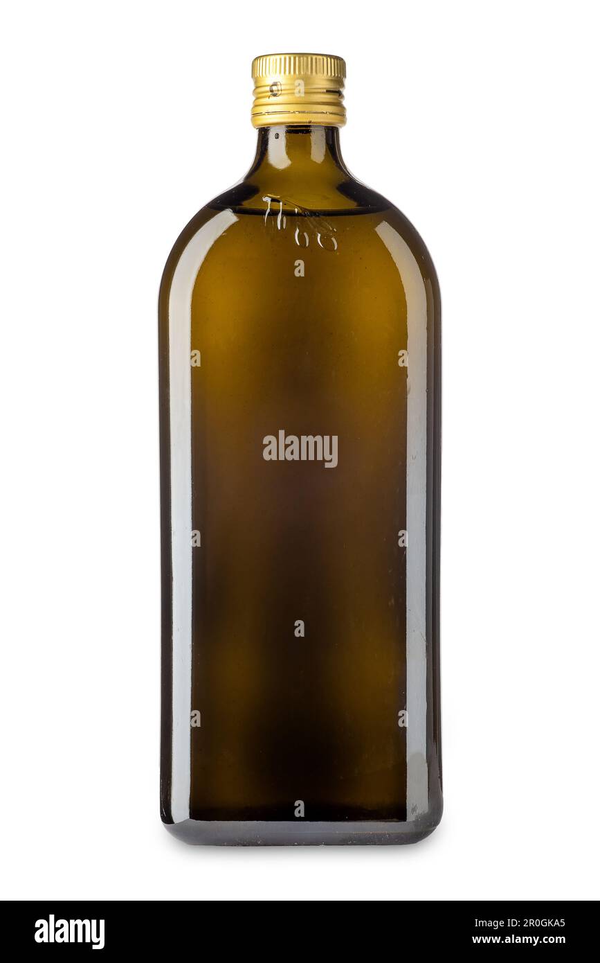 Olio extravergine di oliva in bottiglia di vetro verde scuro isolato su bianco con percorso di taglio Foto Stock