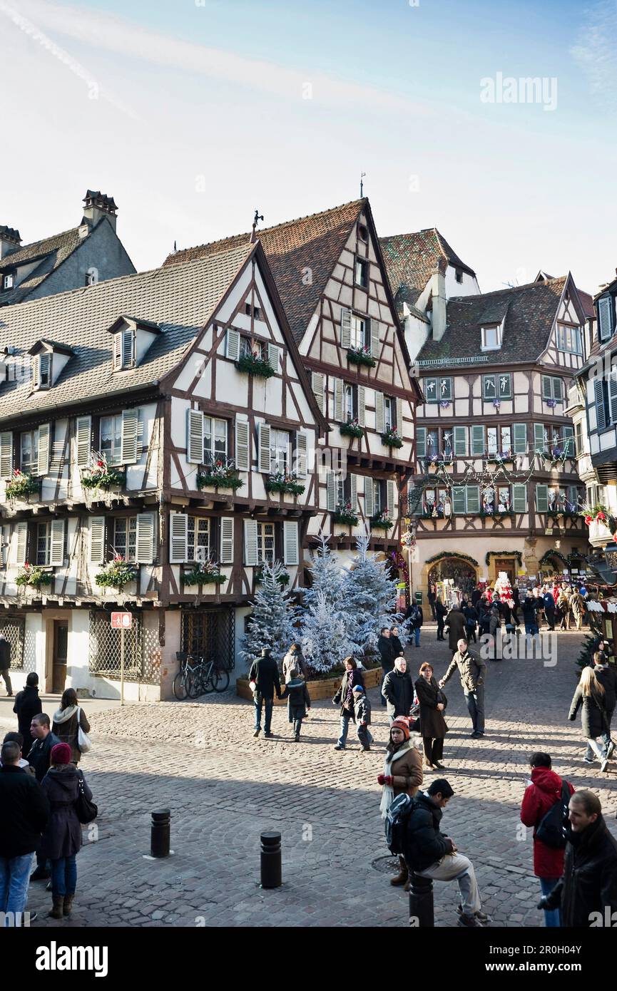 Quartiere storico in inverno Colmar Alsazia Francia Foto stock Alamy